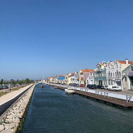Old Town River View Aveiro Bagian luar foto